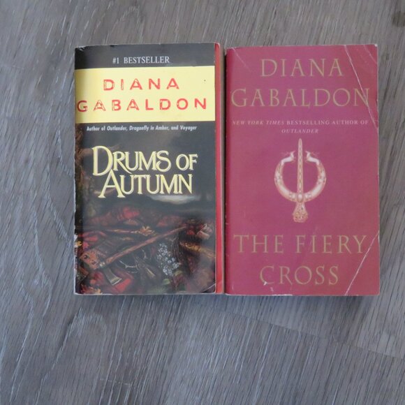 3 Outlander Books Dragonfly Drums of Autumn Fiery Cross Diana Gabaldon (Y31) - Picture 2 of 3